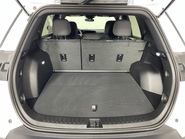 Certified 2026 Chevrolet Equinox LT FWD image 16