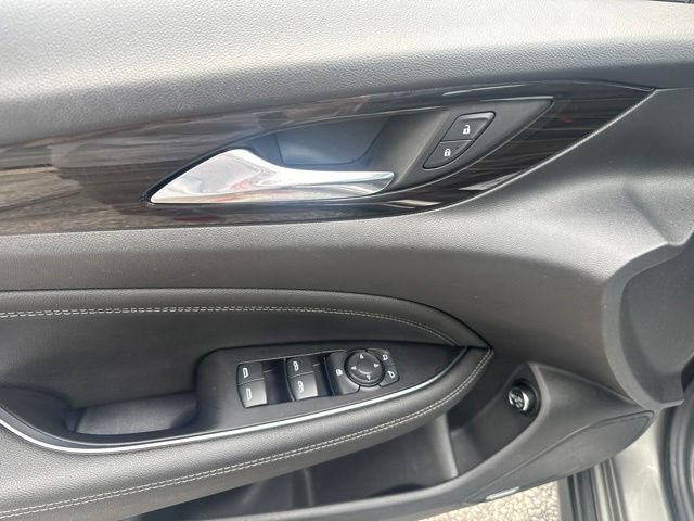 Certified 2018 Buick Regal Essence w/ Sights and Sounds Package AWD/4WD image 17
