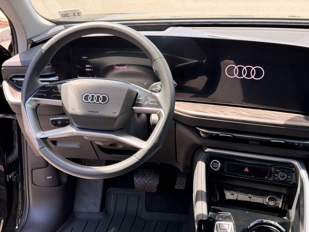 Used 2025 Audi Q5 Premium Plus w/ Premium Plus AWD/4WD image 23