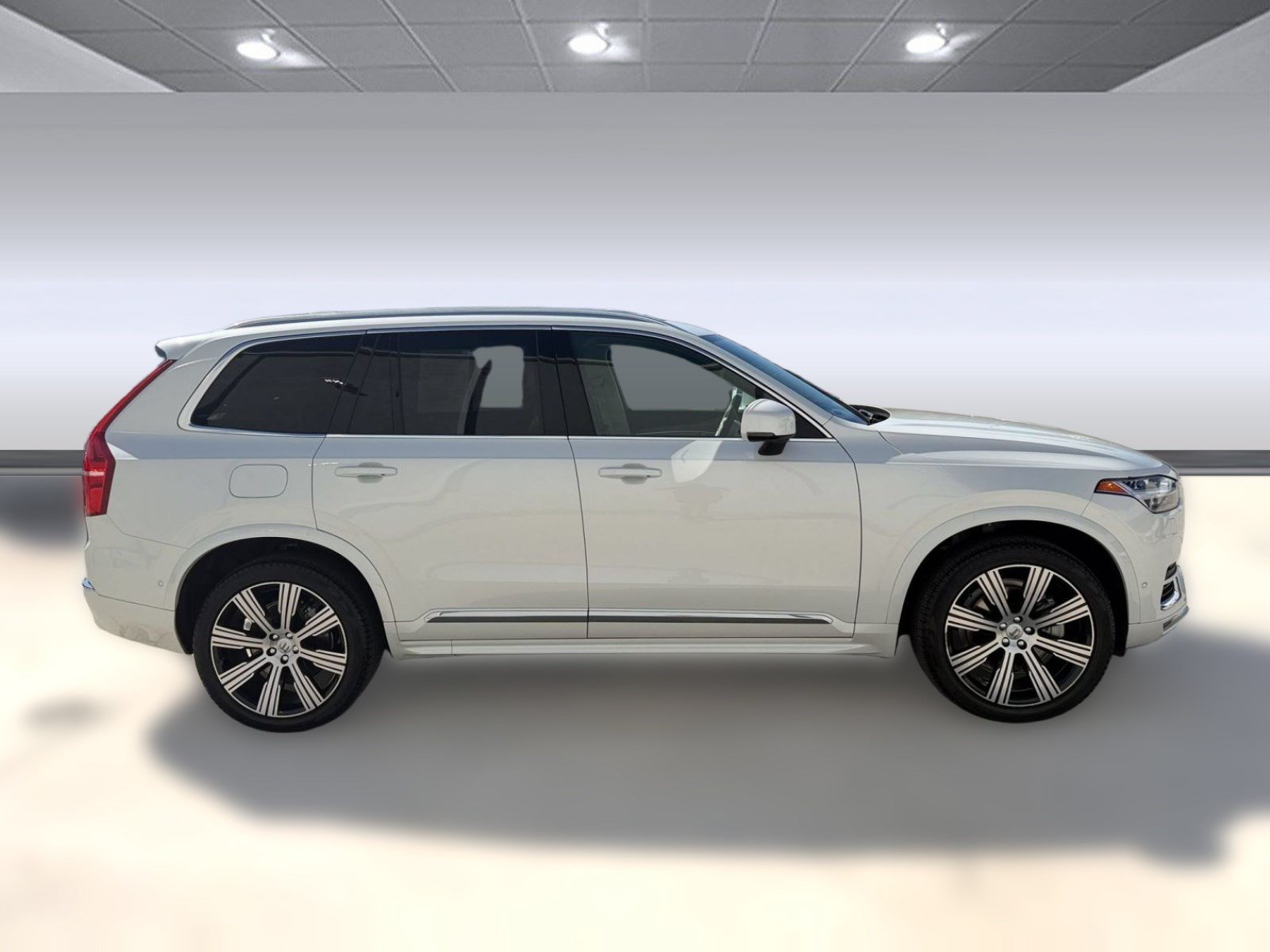 Used 2023 Volvo XC90 B6 Ultimate w/ Protection Package Premier AWD/4WD image 8