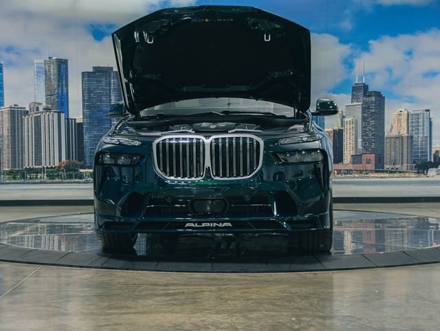 New 2026 BMW ALPINA XB7 AWD/4WD image 4
