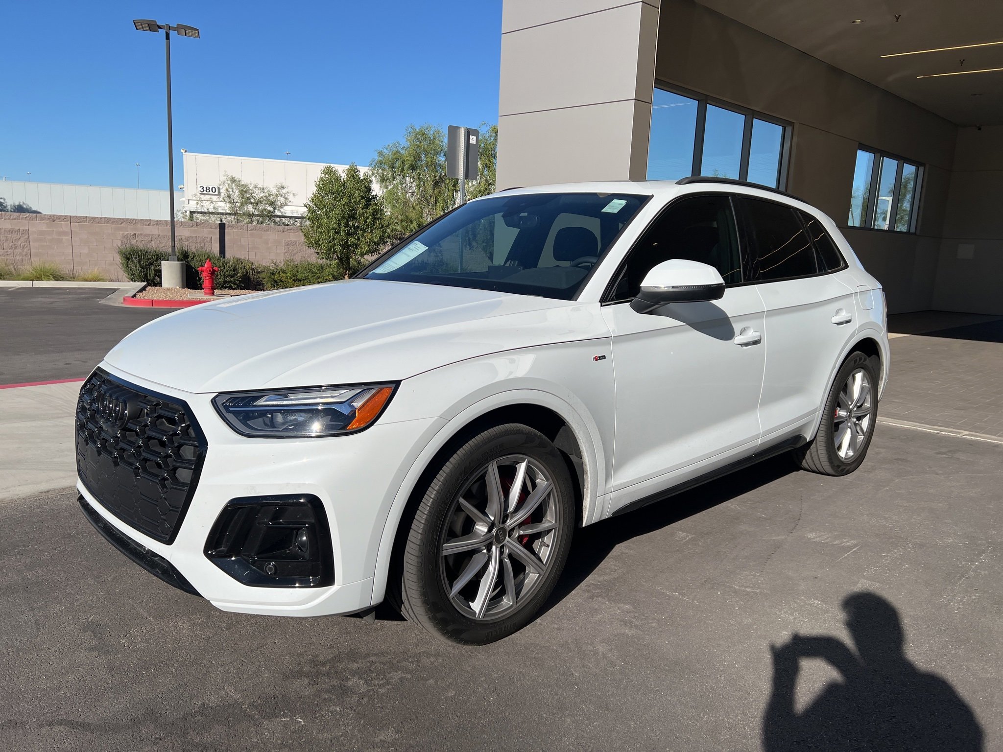 Used 2024 Audi Q5 e Premium Plus