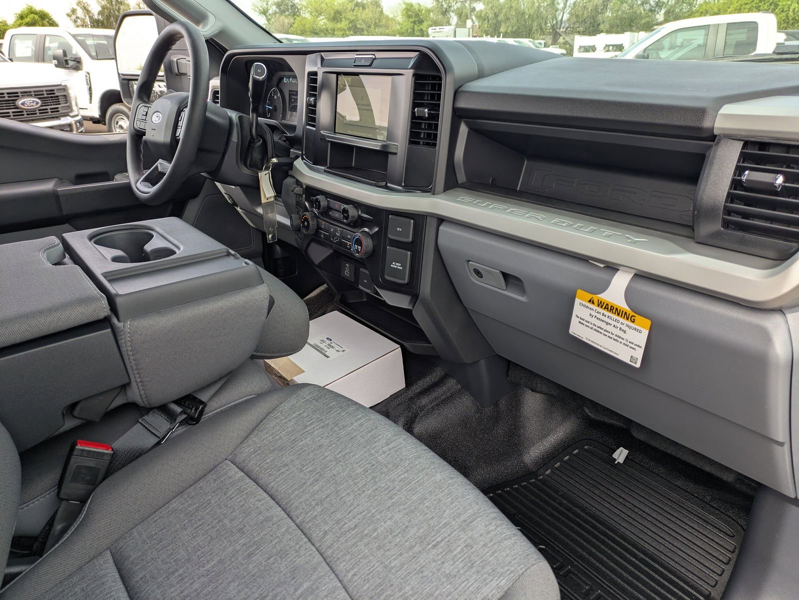 New 2026 Ford F550 4x4 Supercab Super Duty image 43