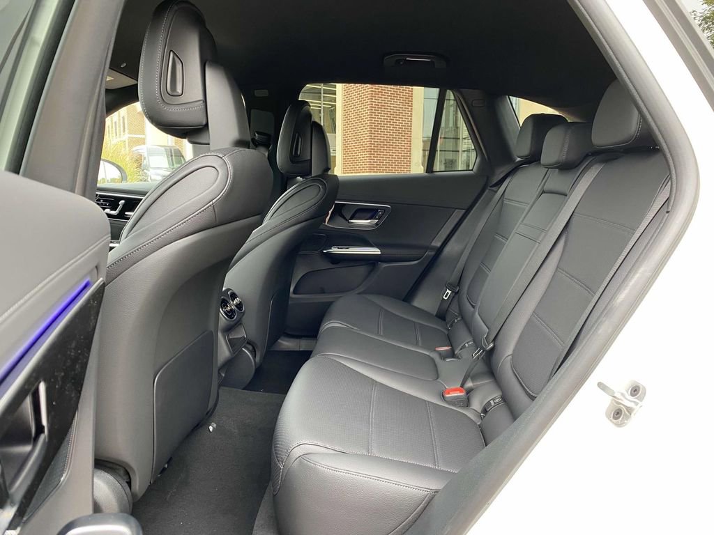 Certified 2025 Mercedes-Benz GLC 300 4MATIC image 19