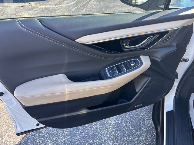 Used 2023 Subaru Outback Limited image 11