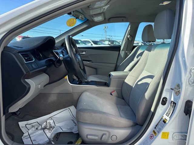 Used 2017 Toyota Camry LE image 14