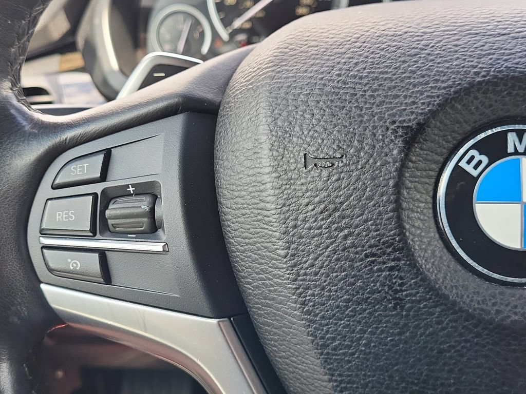 Used 2018 BMW X5 xDrive40e AWD/4WD image 26
