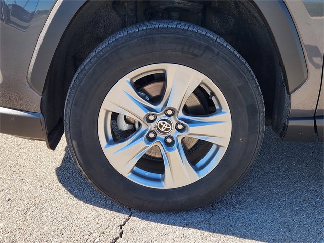 Used 2023 Toyota RAV4 XLE image 14