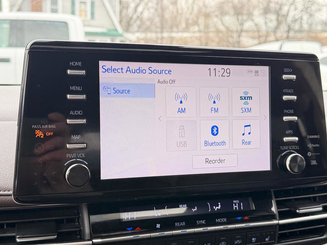 Used 2022 Toyota Sienna Platinum image 40