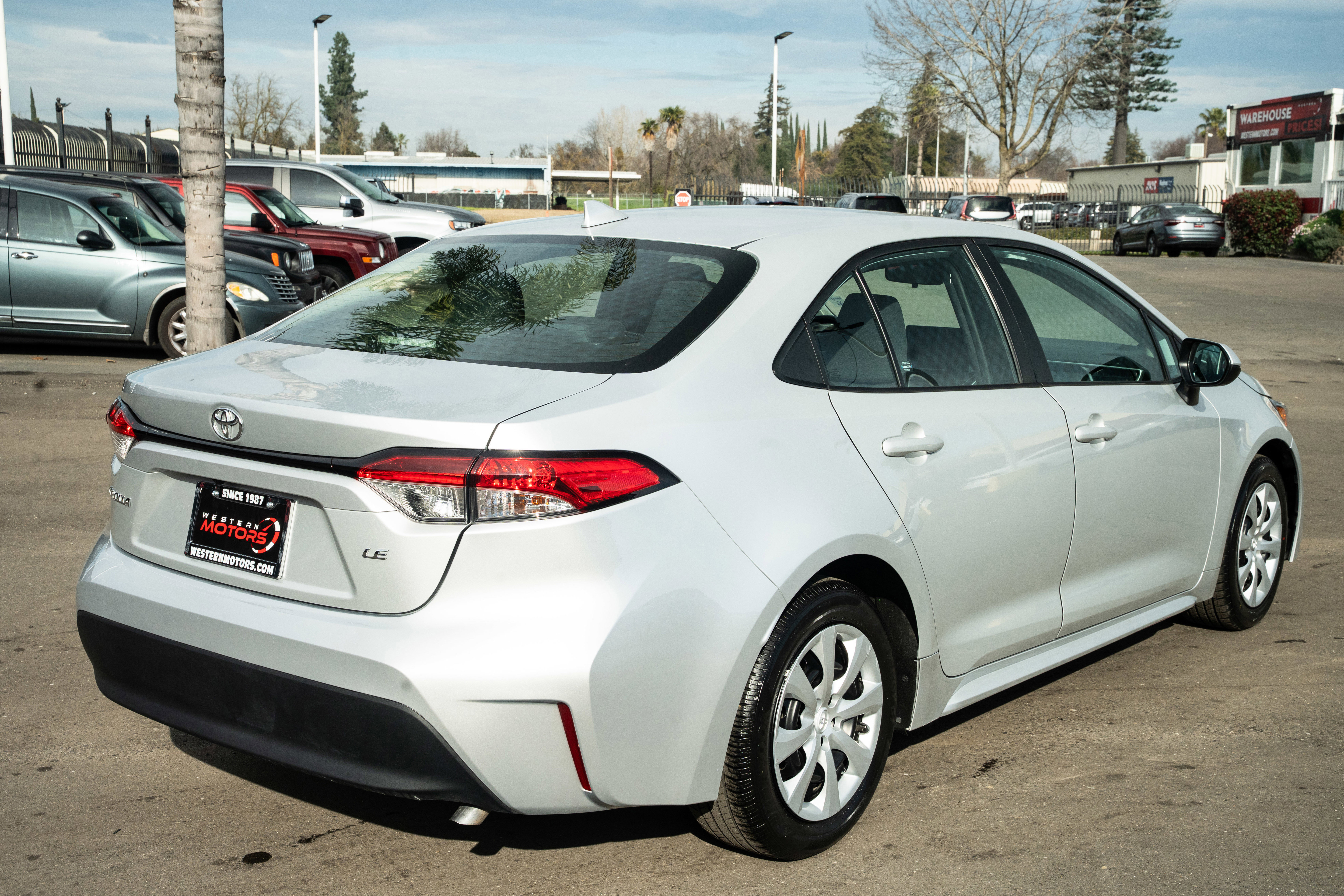 Used 2024 Toyota Corolla LE image 12