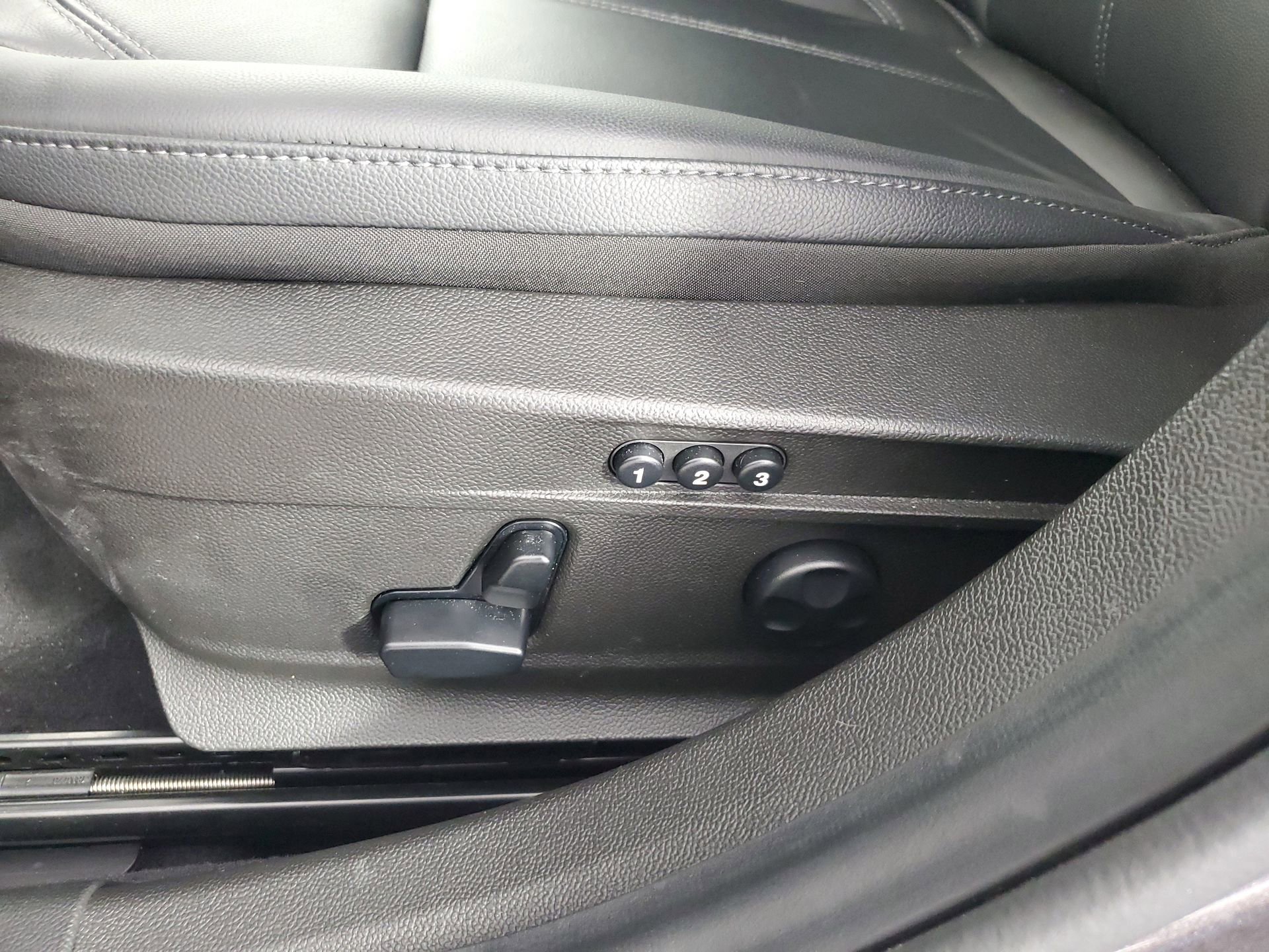 Used 2024 Alfa Romeo Giulia Ti w/ Active Assist Plus Package image 29