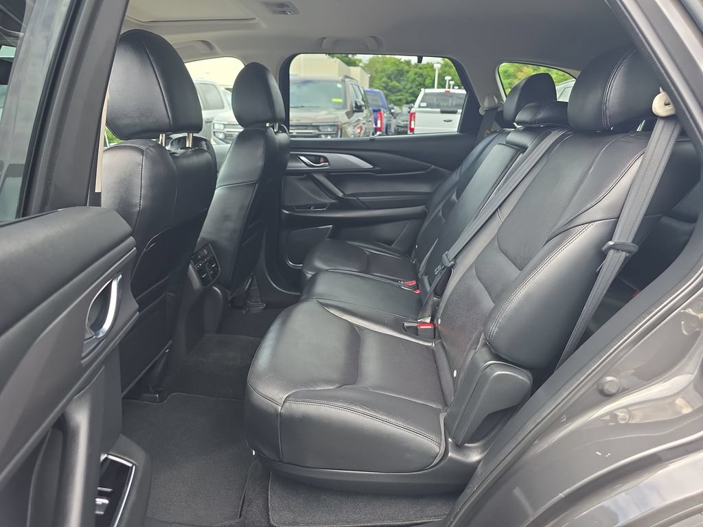 Used 2016 MAZDA CX-9 Touring AWD/4WD image 16