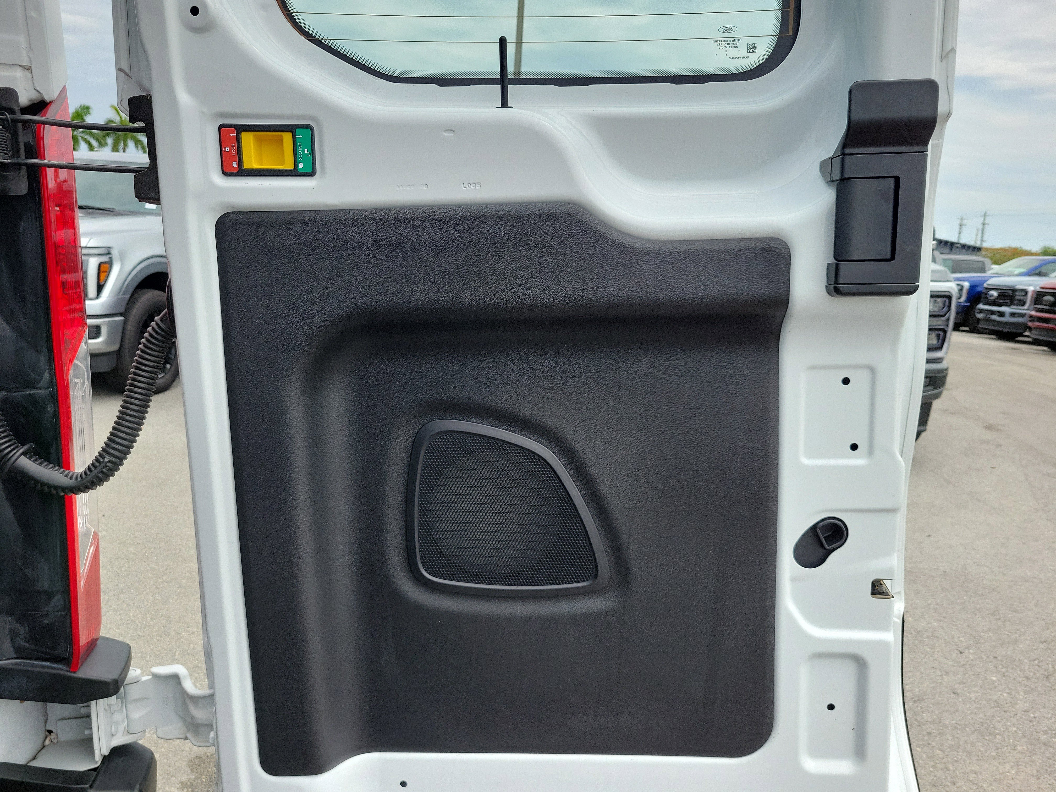 Used 2024 Ford Transit 250 Low Roof w/ Exterior Upgrade Package RWD image 12