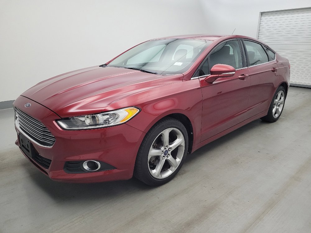 Used 2014 Ford Fusion SE w/ Equipment Group 201A FWD image 2