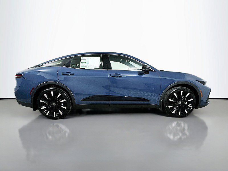 New 2026 Toyota Crown Platinum AWD/4WD image 8