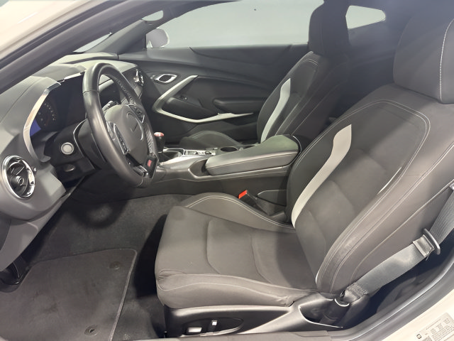Used 2023 Chevrolet Camaro SS RWD image 9