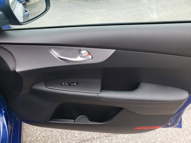 Certified 2023 Kia Forte LXS image 17