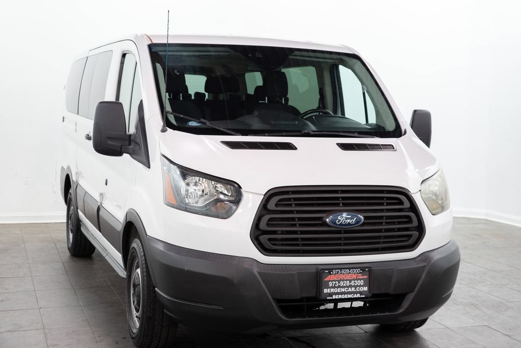 Used 2016 Ford Transit 150 XL RWD image 1