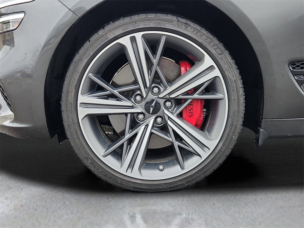 Used 2025 Genesis G70 2.5T w/ Sport Prestige Package image 10