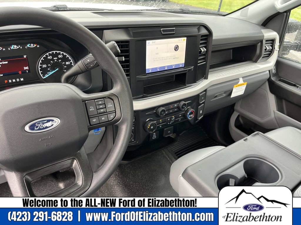 New 2026 Ford F250 4x4 Regular Cab Super Duty image 13