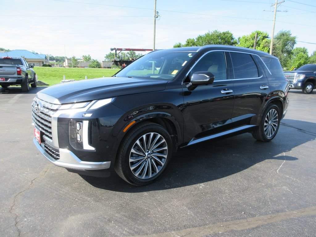 Used 2025 Hyundai Palisade Calligraphy AWD/4WD image 11