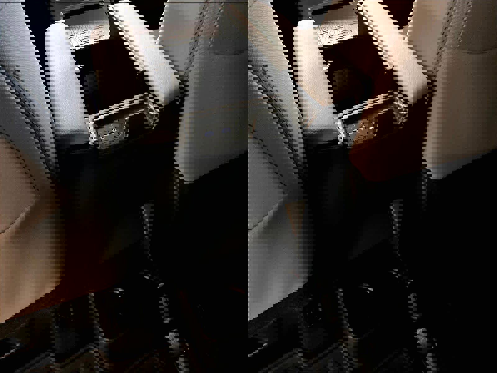 Used 2025 Toyota Sienna LE image 28