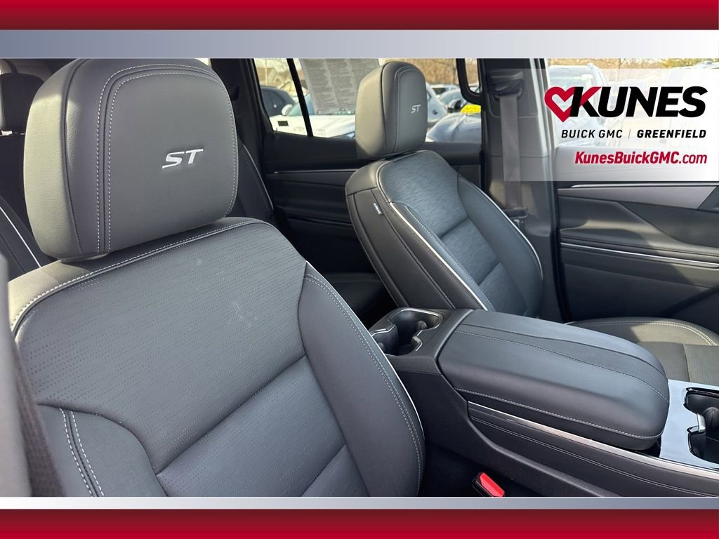 New 2025 Buick Enclave Sport Touring w/ Super Cruise Package image 44