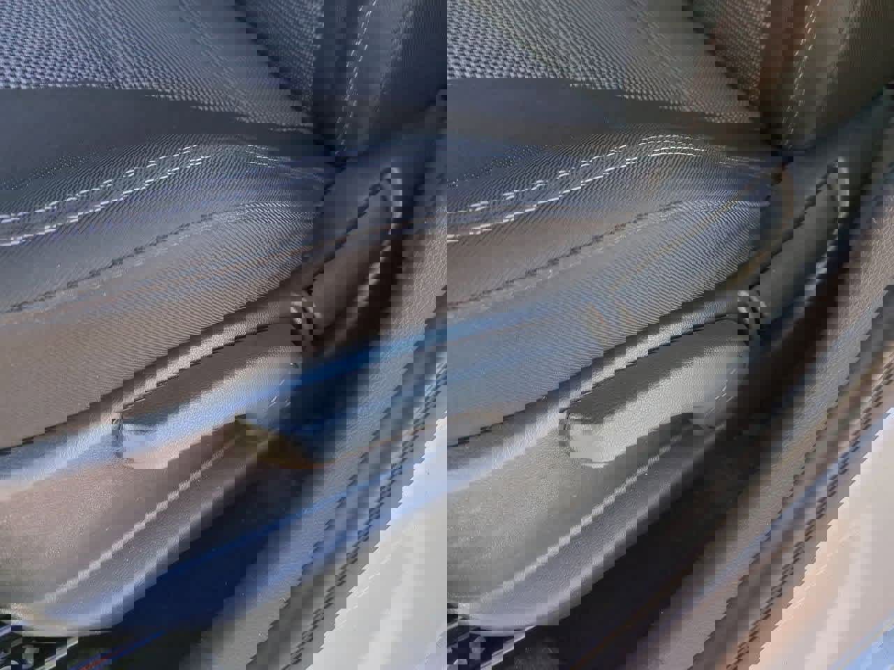 Used 2017 Hyundai Elantra GT image 15