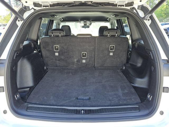 Used 2025 Jeep Grand Cherokee Limited AWD/4WD image 13