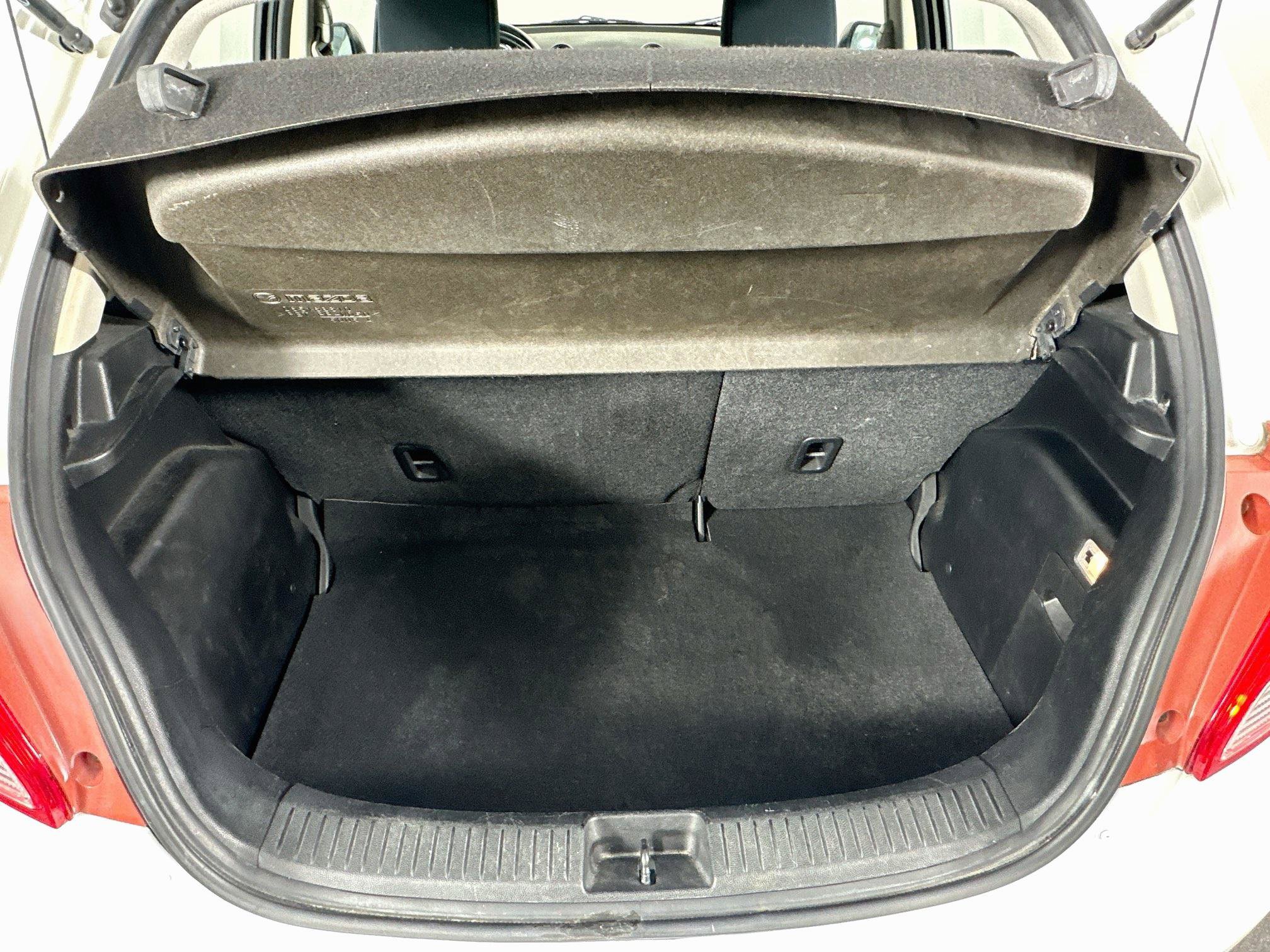 Used 2014 MAZDA MAZDA2 Sport FWD image 25