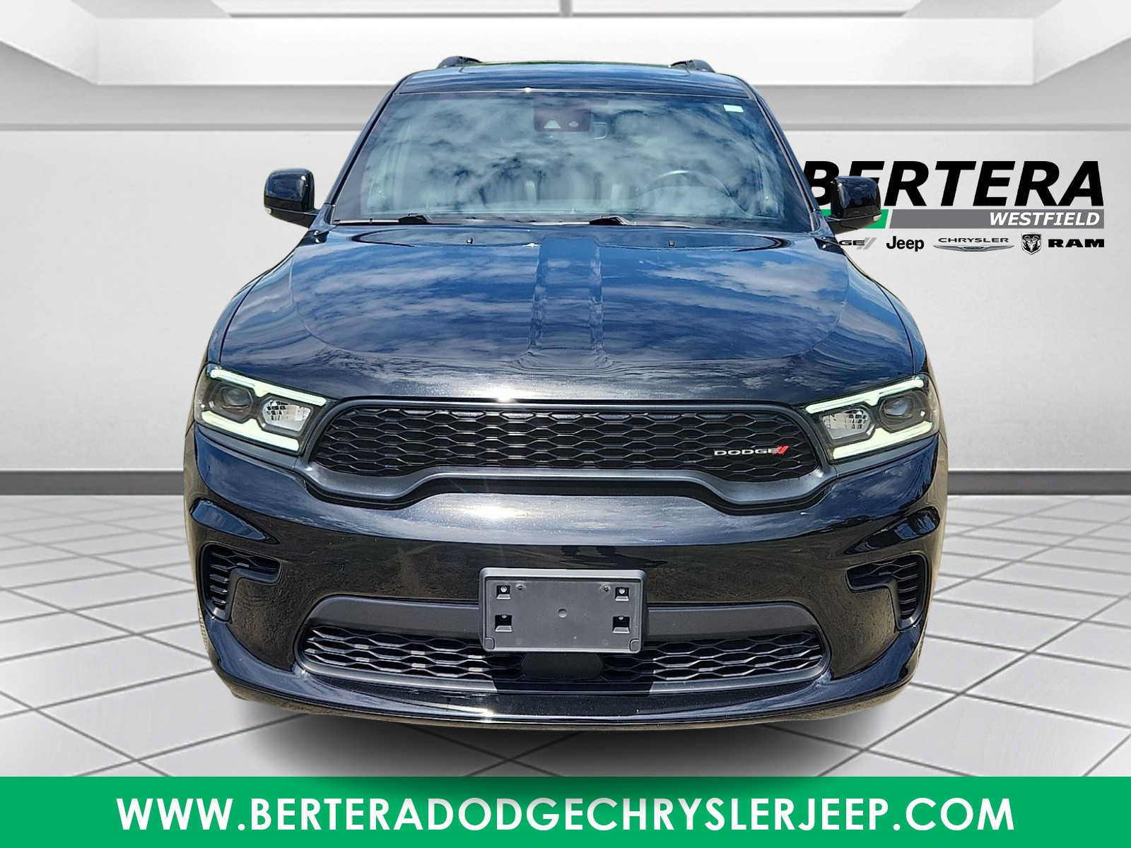 Used 2024 Dodge Durango GT AWD/4WD image 2