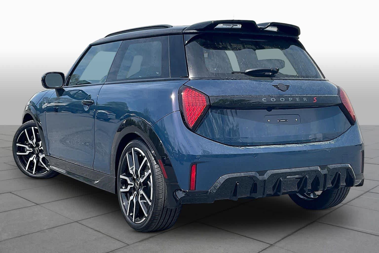 Used 2026 MINI Cooper S FWD image 12