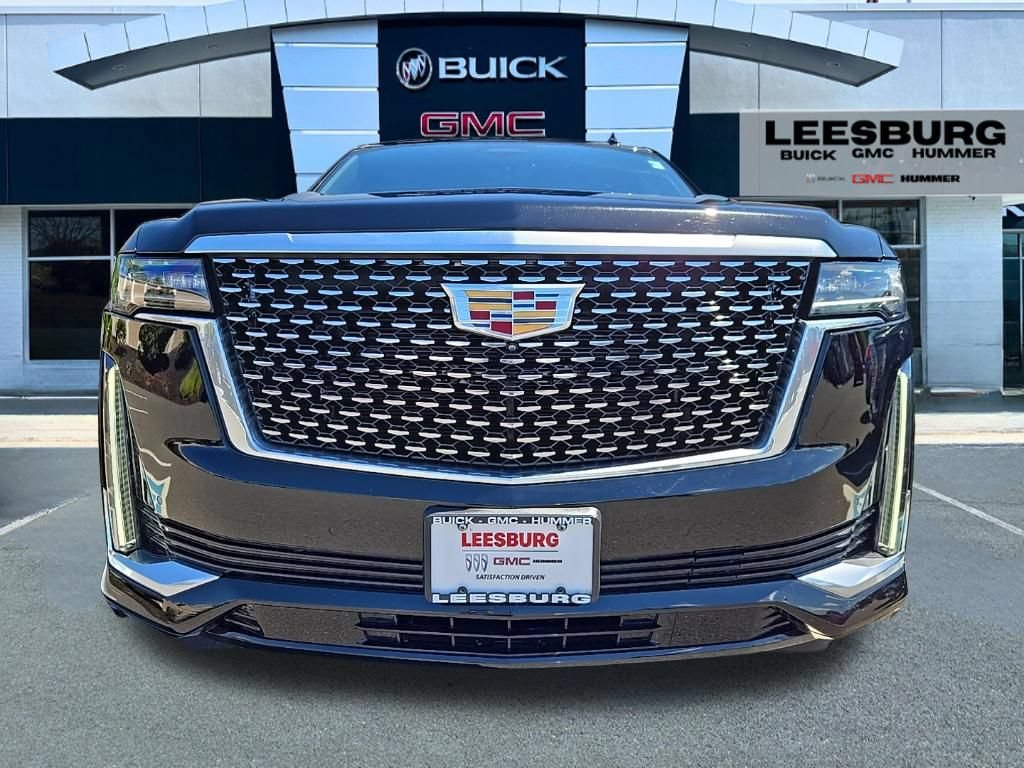 Used 2023 Cadillac Escalade ESV Premium Luxury AWD/4WD image 2