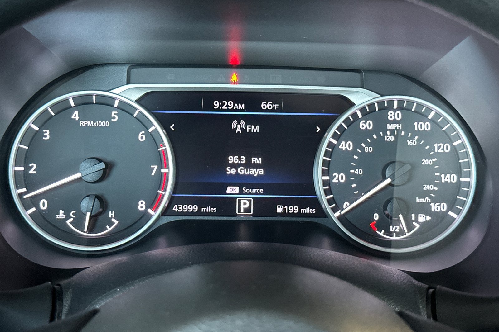 Used 2024 Nissan Sentra SV FWD image 24