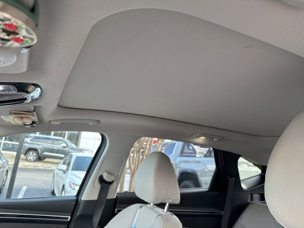 Used 2022 Hyundai Tucson Limited FWD image 4