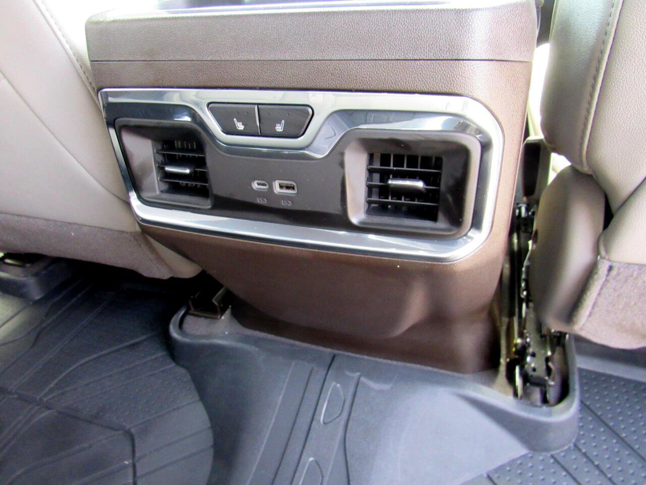 Used 2024 Chevrolet Silverado 3500 LTZ w/ LTZ Convenience Package image 45