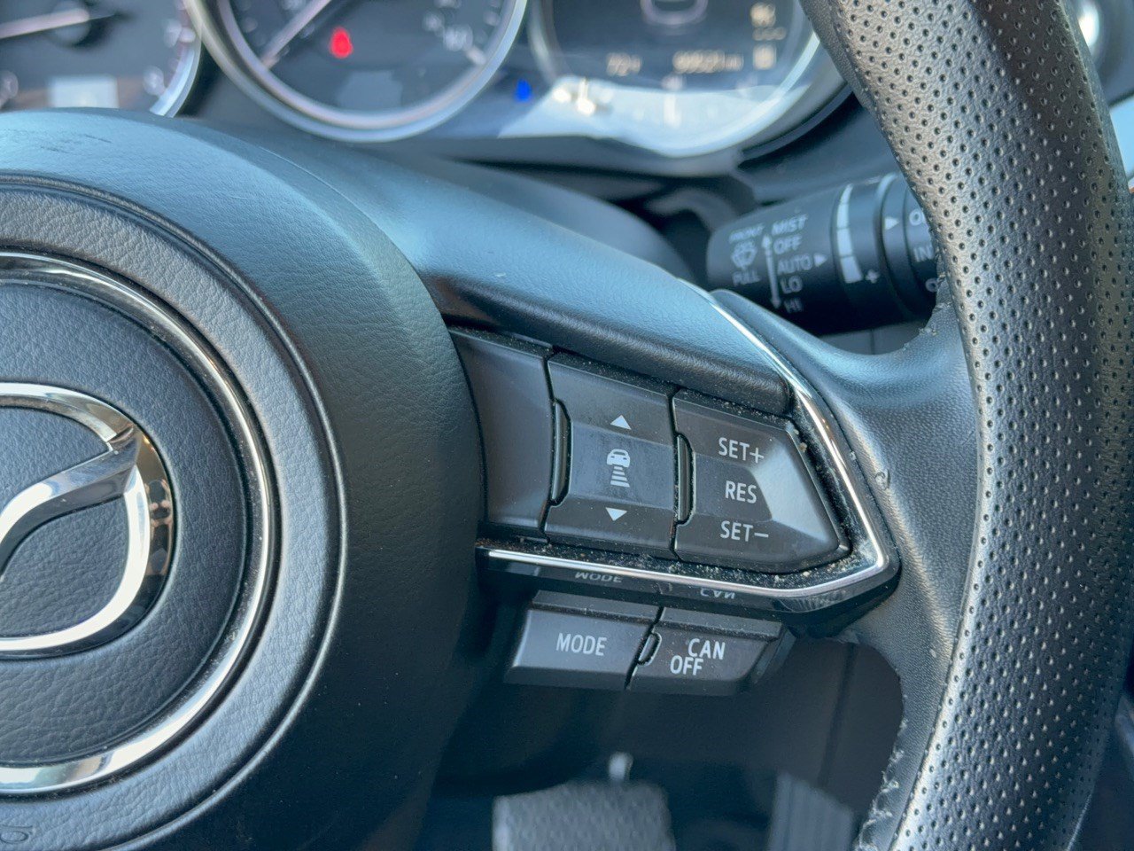 Used 2018 MAZDA CX-9 Touring FWD image 19