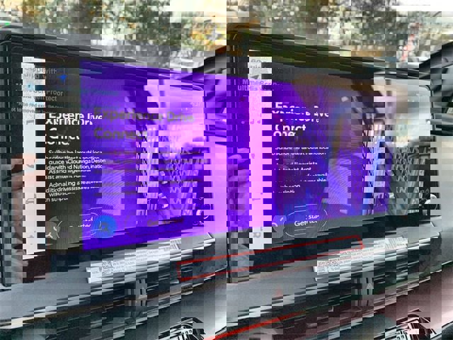 New 2025 Toyota Prius Plug-In Hybrid image 23