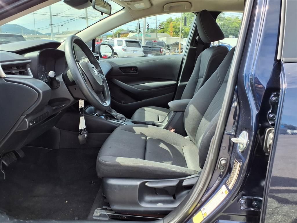 Used 2023 Toyota Corolla LE image 11