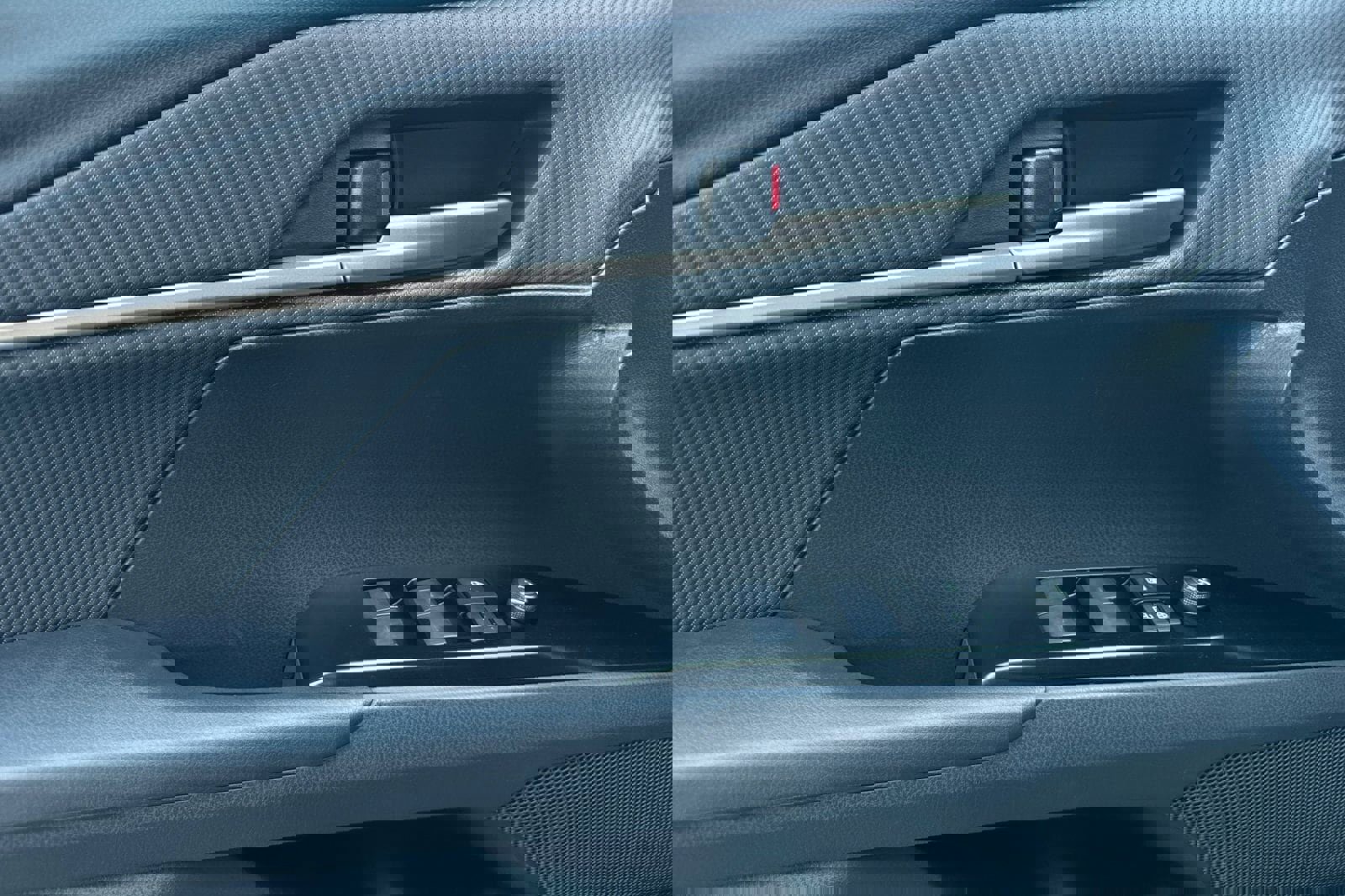 New 2026 Toyota Camry SE image 10