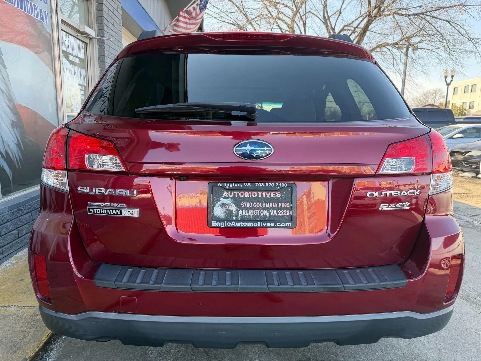 Used 2011 Subaru Outback 2.5i Limited image 4