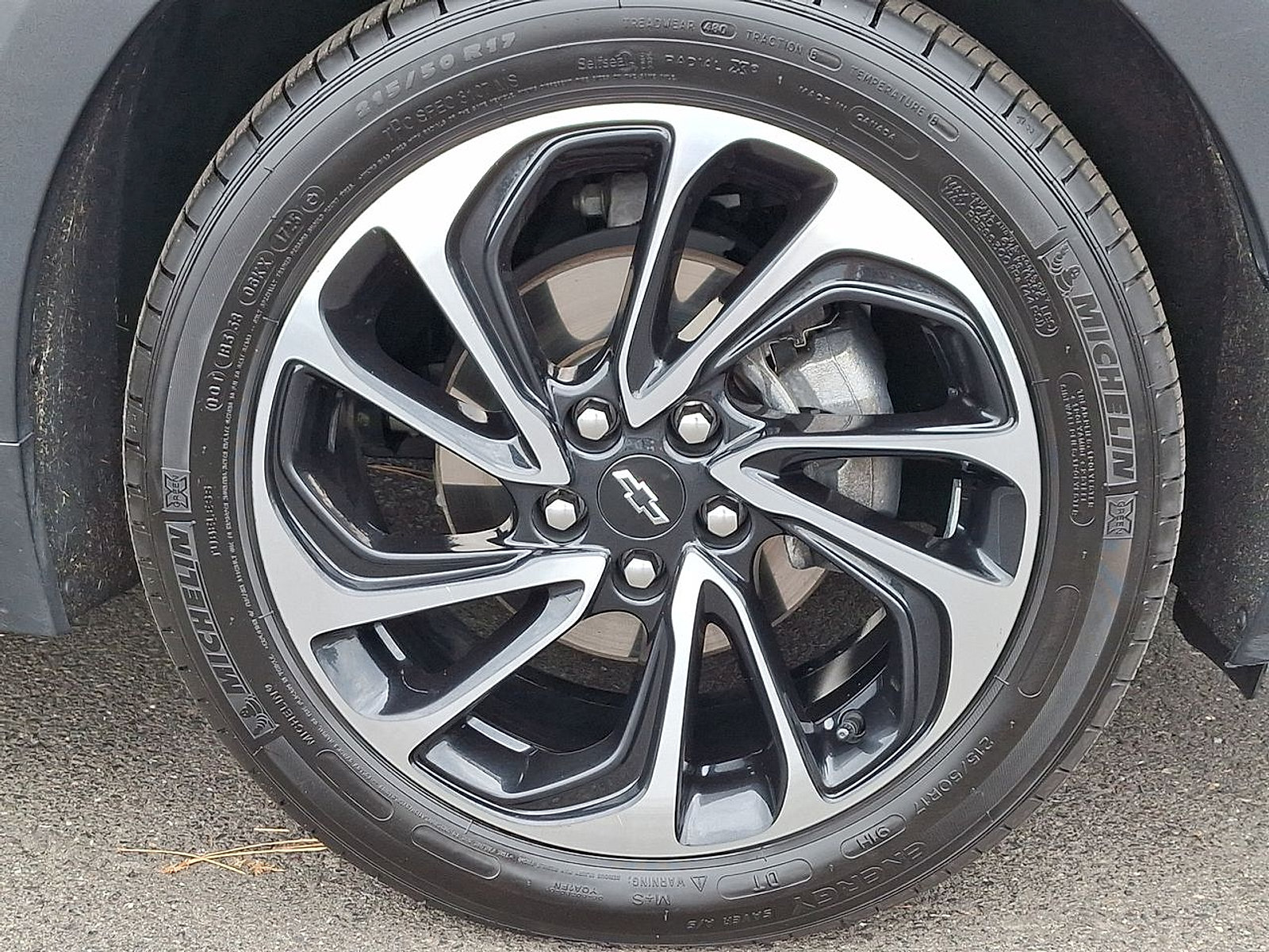 Certified 2023 Chevrolet Bolt EUV Premier FWD image 27