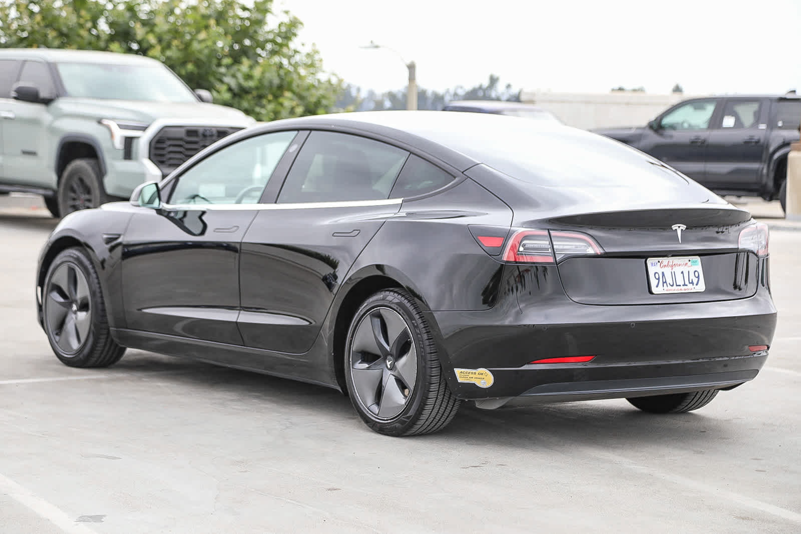 Used 2019 Tesla Model 3 Standard Range Plus RWD image 7
