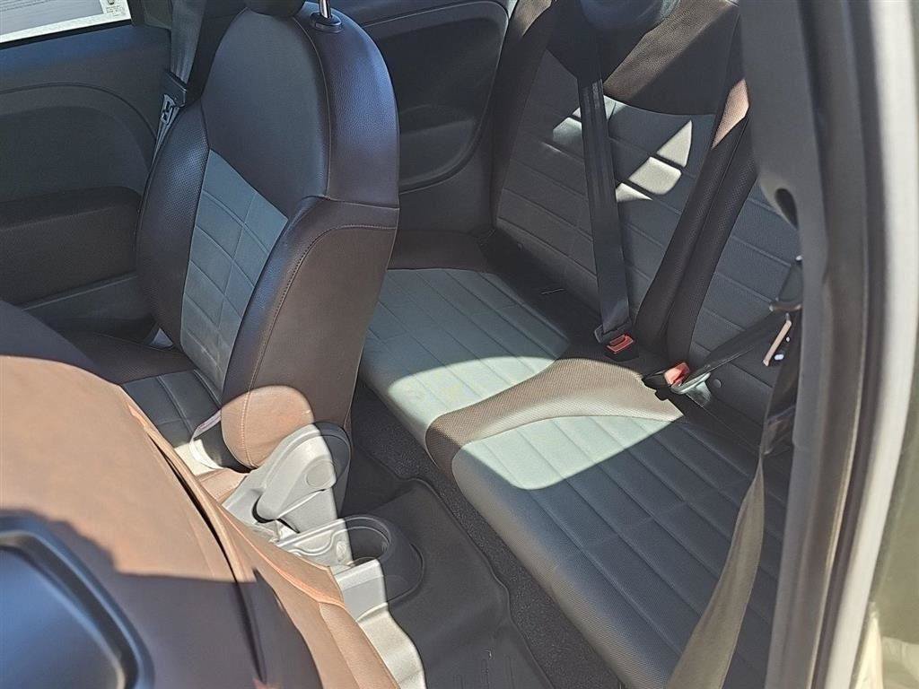 Used 2012 FIAT 500 Sport w/ Safety & Sound Pkg FWD image 12