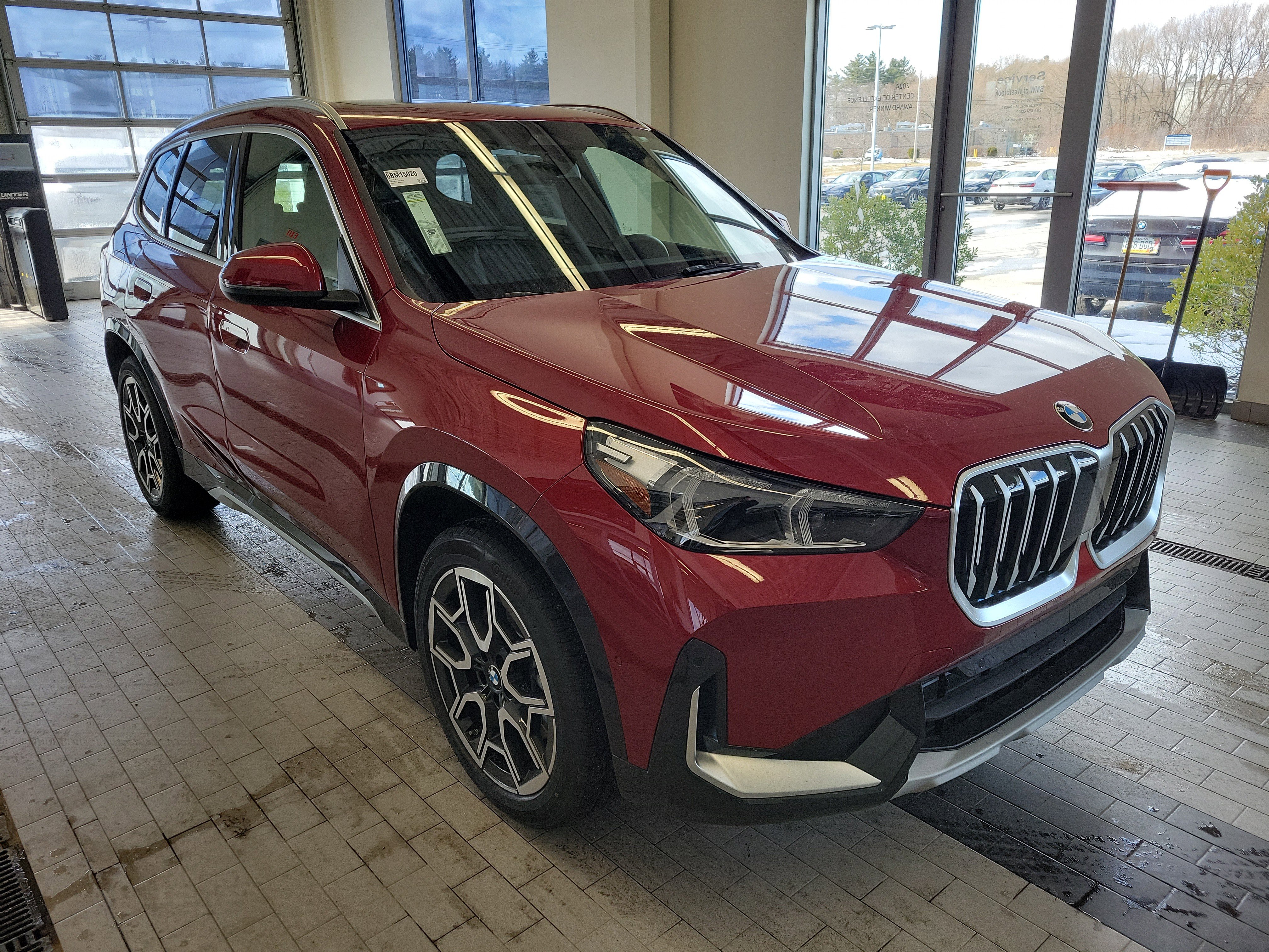 Used 2026 BMW X1 xDrive28i w/ Convenience Package AWD/4WD image 3