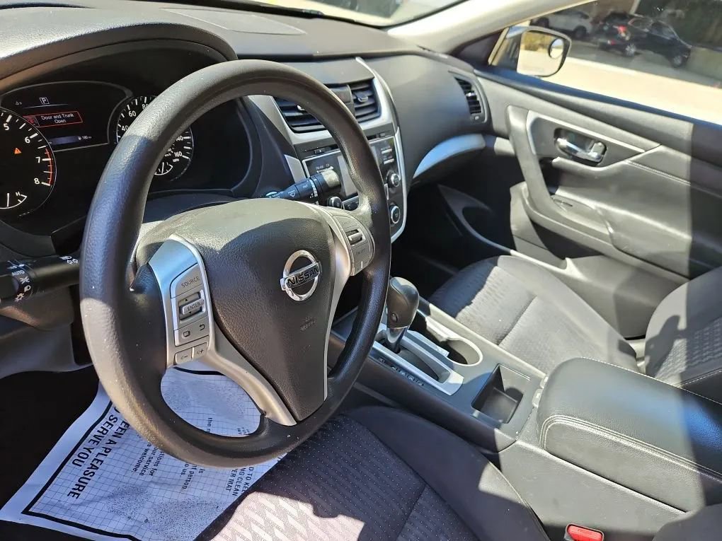 Used 2017 Nissan Altima 2.5 S w/ Power Driver Seat Package FWD image 17
