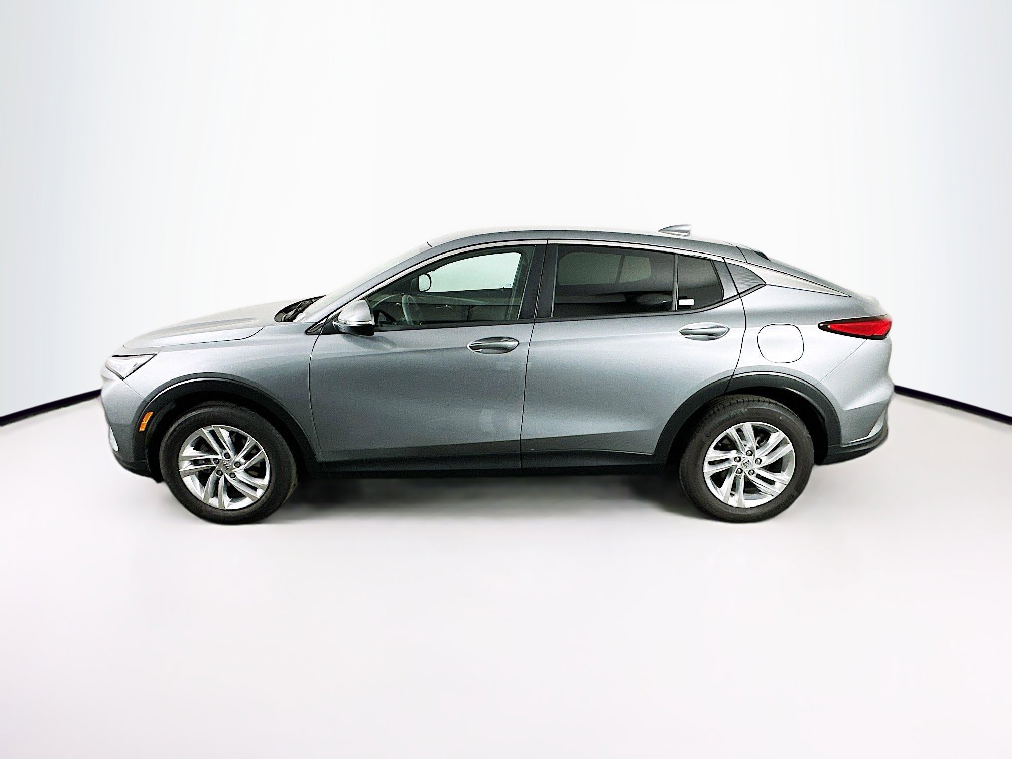 Used 2025 Buick Envista Preferred image 4