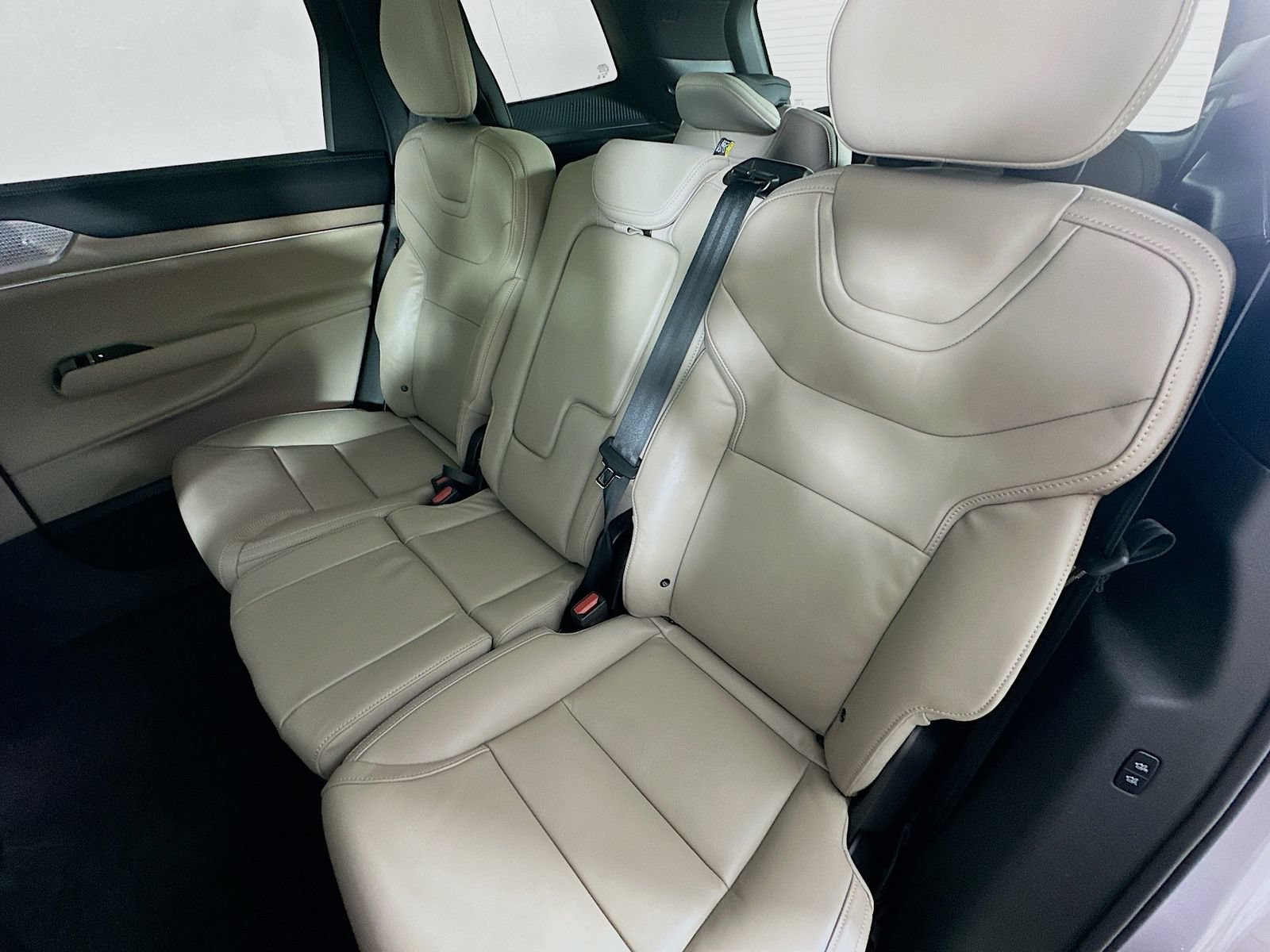 New 2026 Volvo EX90 Ultra AWD/4WD image 35