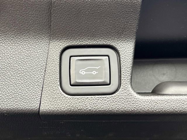 Used 2023 GMC Acadia SLT w/ Preferred Package AWD/4WD image 12