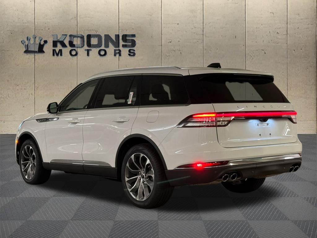New 2027 Lincoln Aviator AWD image 6